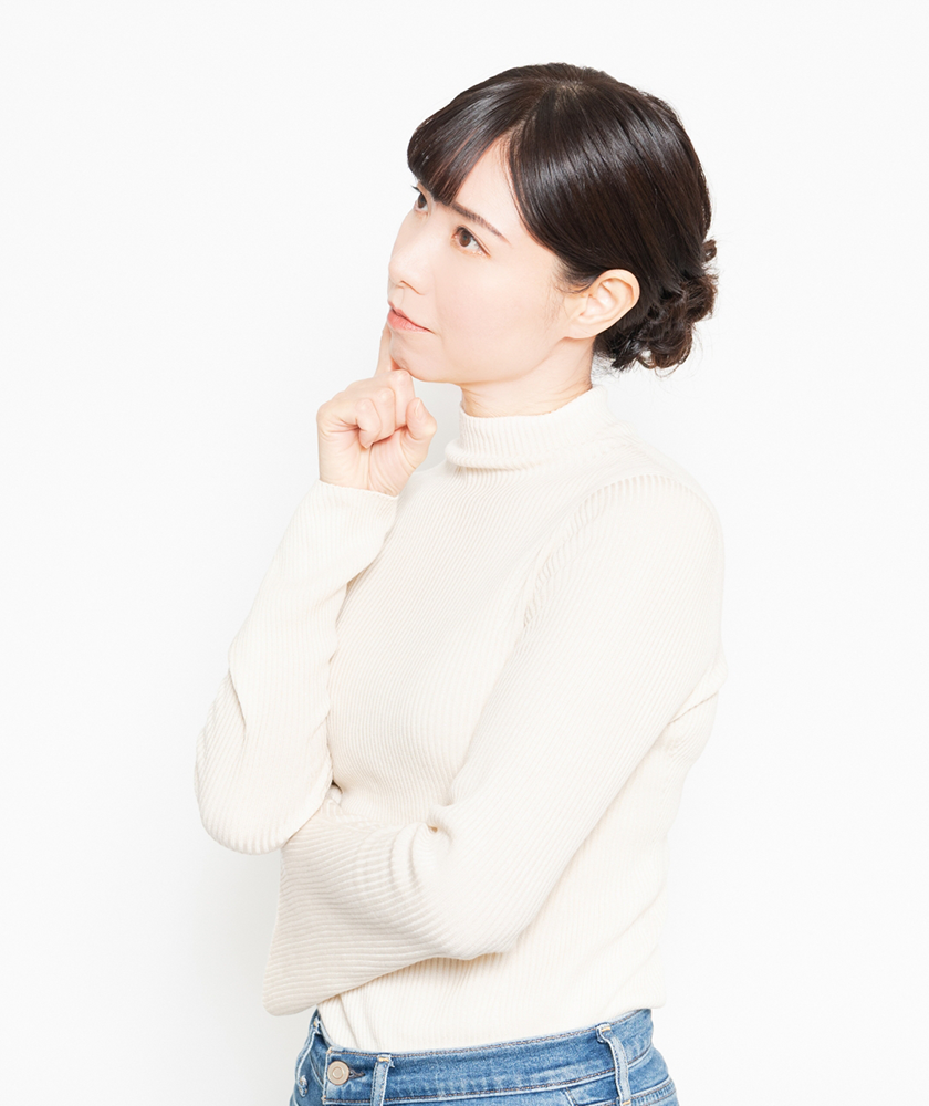 婚活について考える女性
